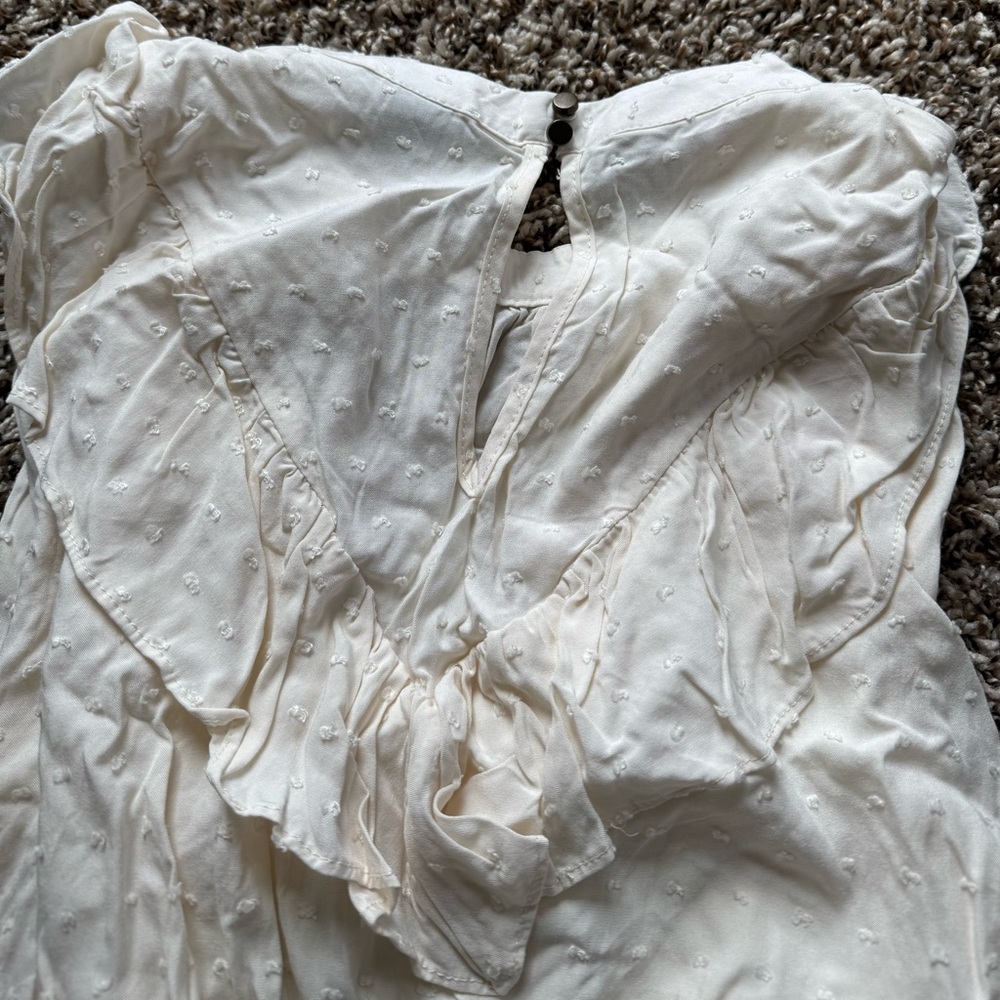WILD FABLE RUFFLE NECK TOP - Picture 4 of 4